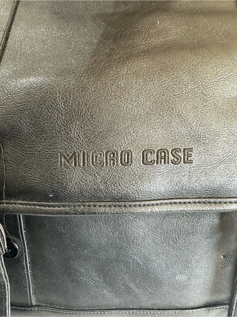 Leather Briefcase Messenger Bag in Black - Men’s Professional Carry